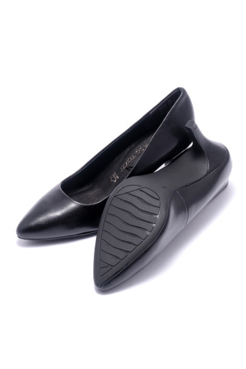 Туфли женские Marco Tozzi 2/2-22472/23 022 BLACK NAPPA