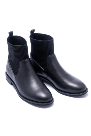 Черевики жіночі Welfare 700432112/BLK/39