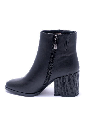 Черевики жіночі Welfare 700472112/BLK/39