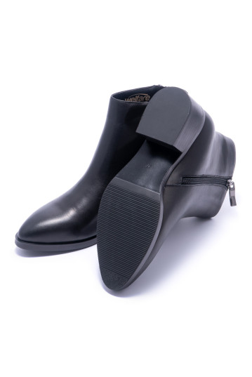 Черевики жіночі Welfare 610182112/BLK/39
