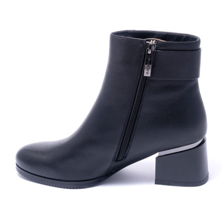 Черевики жіночі Welfare 272082112/BLK/39