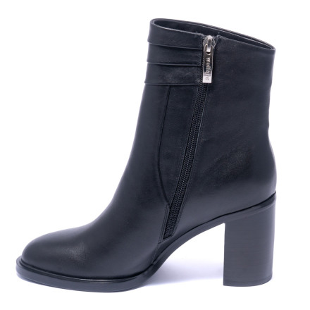 Черевики жіночі Welfare 600202112/BLK/39