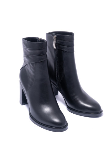 Черевики жіночі Welfare 600202112/BLK/39