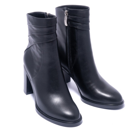 Черевики жіночі Welfare 600202112/BLK/39