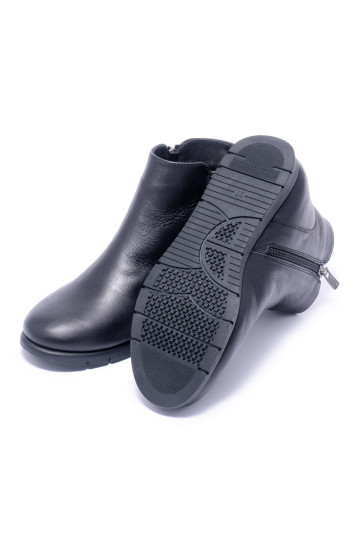 Черевики жіночі Welfare 0010-680.13 001 BLACK ANALIN SYH TBN