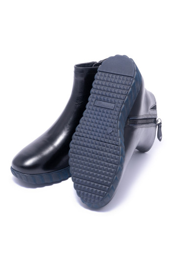 Черевики жіночі Tamaris 1/1-25808/33 084 BLK LEA/NAVY
