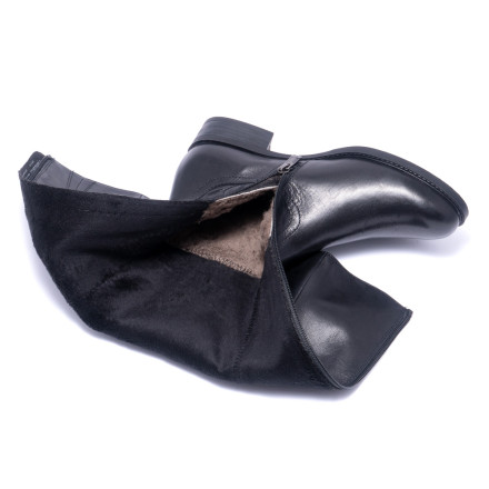 Чоботи жіночі Marco Tozzi 2/2-26515/23 002 BLACK ANTIC