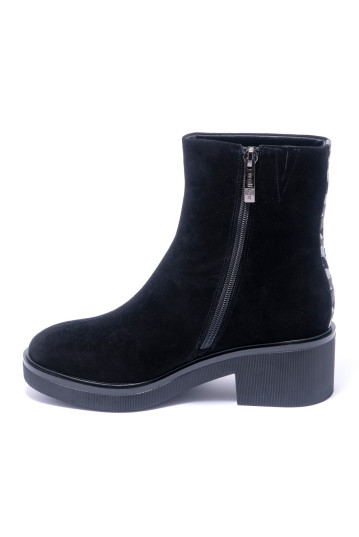 Черевики жіночі Welfare 332202342/BLK/39