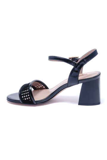 Босоніжки жіночі Welfare 272236111/BLK/40