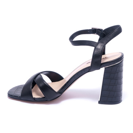 Босоніжки жіночі Welfare 720096111/BLK/40