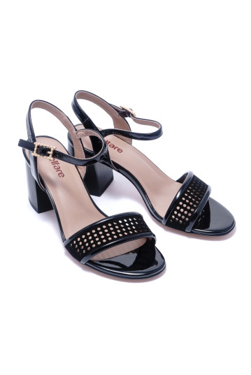 Босоніжки жіночі Welfare 272236111/BLK/40