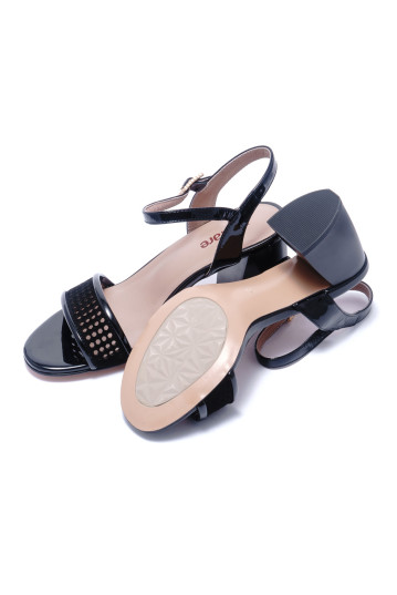 Босоніжки жіночі Welfare 272236111/BLK/40