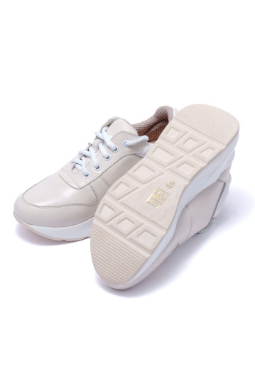 Кросівки жіночі Welfare Pulse 272431418/WHITE/40