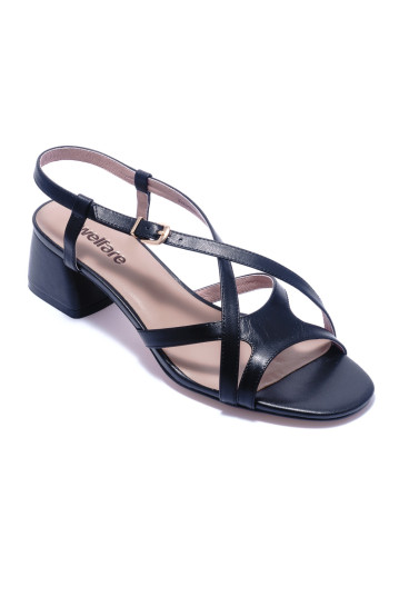 Босоніжки жіночі Welfare 332546311/BLK/40