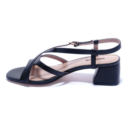 Босоніжки жіночі Welfare 332546311/BLK/40