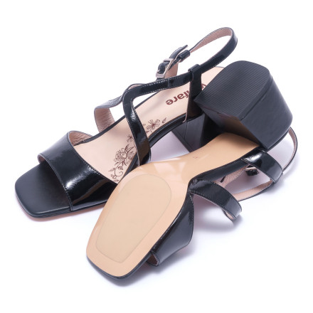 Босоніжки жіночі Welfare 720126131/BLK/40