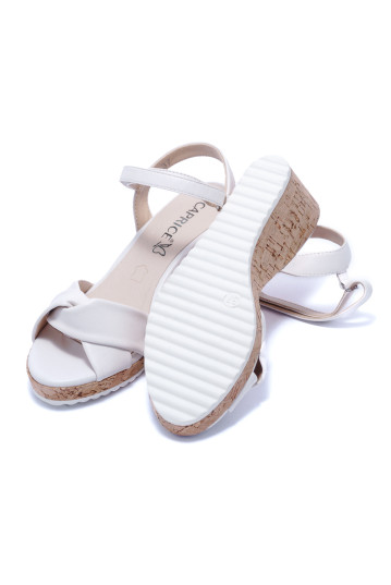 Босоніжки жіночі Caprice 9/9-28703/24 160 WHITE SOFTNAP.