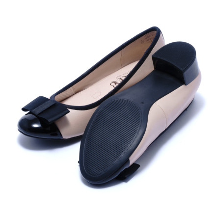 Туфлі жіночі Caprice 9/9-22307/24 415 BEIGE/BLACK