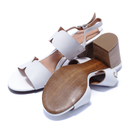 Босоніжки жіночі Marco Tozzi 2/2-28301/34 100 WHITE