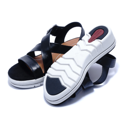 Босоніжки жіночі Marco Tozzi 2/2-28514/24 001 BLACK