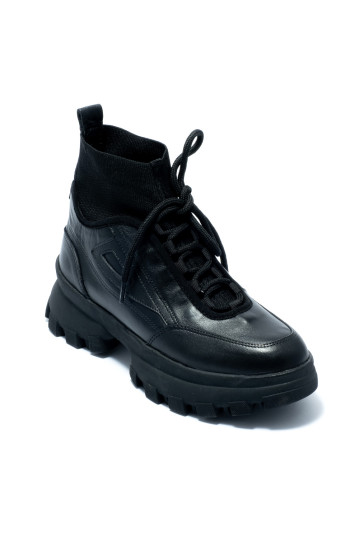 Черевики жіночі Welfare 0449-15712 26 BLACK LEATHER