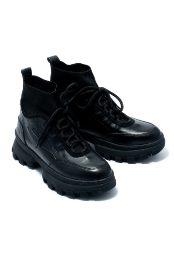 Ботинки женские Welfare 0449-15712 26 BLACK LEATHER