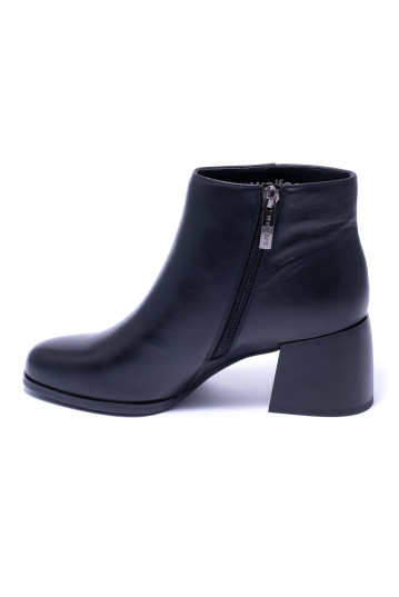 Ботинки женские Welfare 700642112/BLK/41