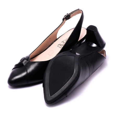Туфлі жіночі Caprice 9-9-29600-26 040 BLACK SOFTNAP.