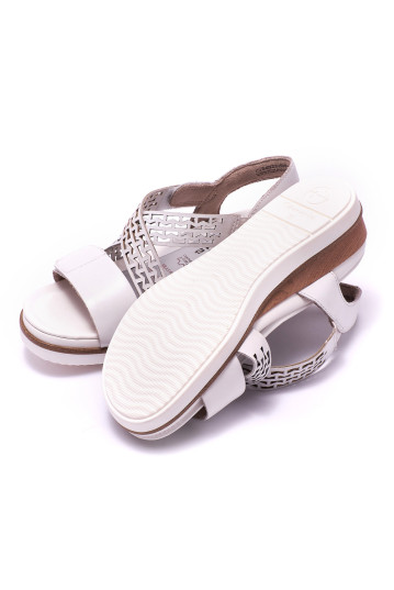 Босоножки женские Tamaris 1-1-28246-26 100 WHITE