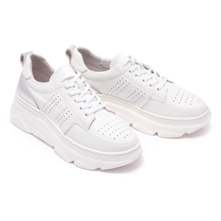 Кросівки жіночі Welfare 557