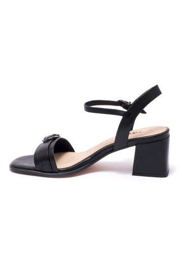 Босоножки женские Tamaris 1-1-28010-26 001 BLACK