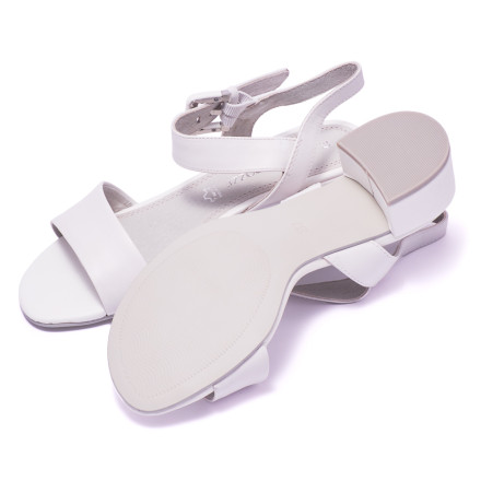 Босоніжки жіночі Marco Tozzi 2-2-28215-26 100 WHITE