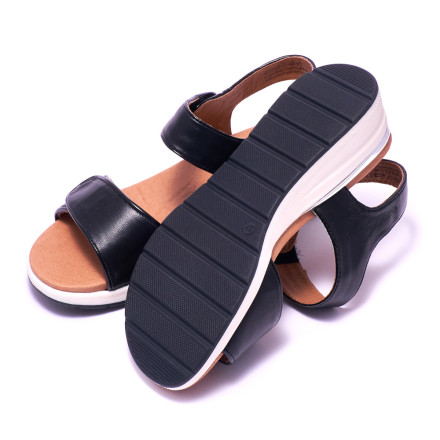 Босоніжки жіночі Caprice 9-9-28307-26 022 BLACK NAPPA