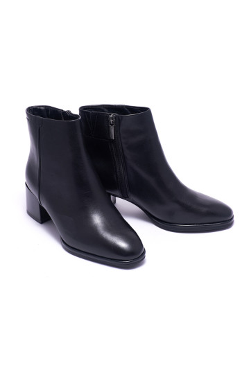 Ботинки женские Tamaris 1-1-25343-27 001 BLACK