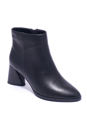 Черевики жіночі Welfare 700862112/BLK/43