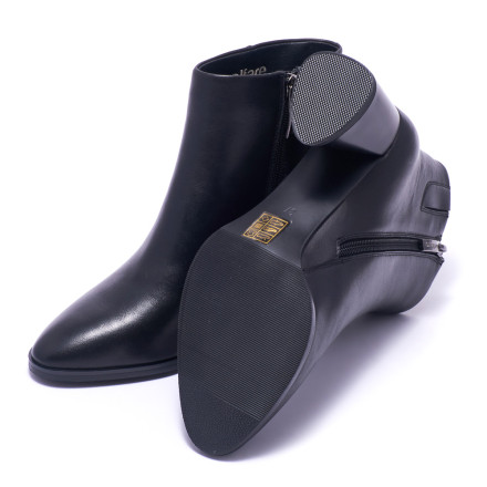 Черевики жіночі Welfare 700862112/BLK/43