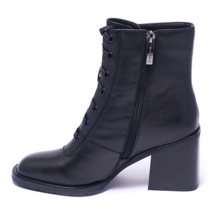 Черевики жіночі Welfare 700932212/BLK/43