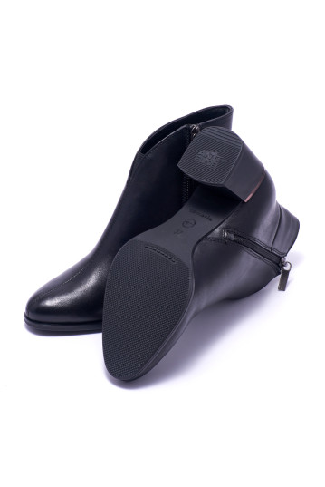 Ботинки женские Tamaris 1-1-25024-27 001 BLACK