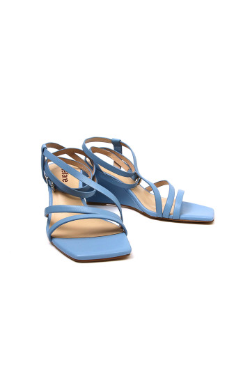 Босоножки женские Welfare 770246111/L.BLUE/44