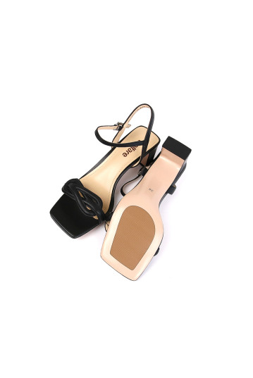 Босоніжки жіночі Welfare 481126311/BLK/44