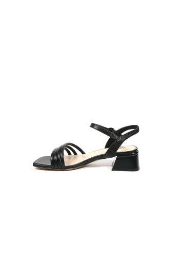 Босоніжки жіночі Welfare 272896111/BLK/44