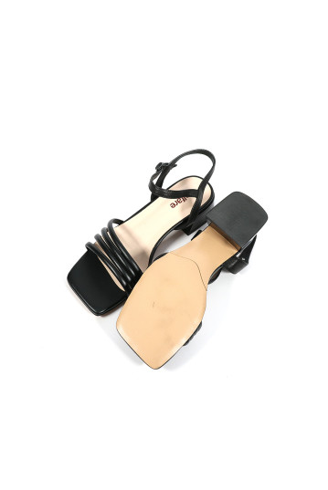 Босоніжки жіночі Welfare 272896111/BLK/44