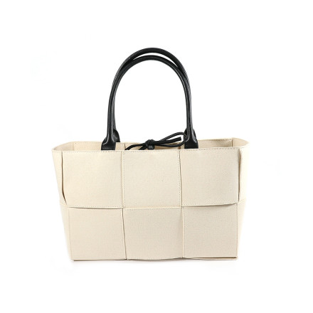 Жіноча сумка Welfare 8768 WHITE/BLK