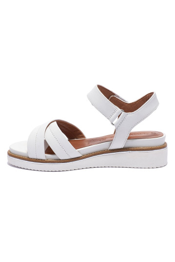 Босоніжки жіночі Tamaris 1-1-28225-20 117 WHITE LEATHER