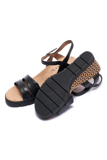 Босоніжки жіночі Caprice 9-9-28710-20 040 BLACK SOFTNAP.