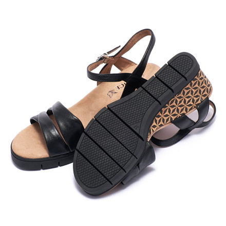 Босоніжки жіночі Caprice 9-9-28710-20 040 BLACK SOFTNAP.