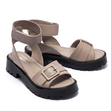 Босоніжки жіночі Welfare 127 980-412