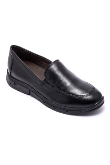 Лофери жіночі Caprice 9-9-24702-21 040 BLACK SOFTNAP.