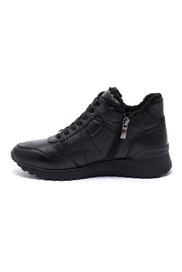 Кросівки жіночі Caprice 9-9-26210-21 022 BLACK NAPPA