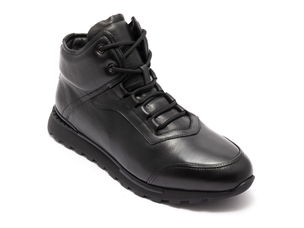 Кросівки чоловічі Welfare 640962813/BLK/47